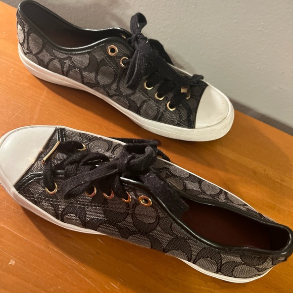 Coach Empire Black Tennis Shoes/Sneakers - Mismatched Size (6.5 Right/7 Left) - Picture 2 of 11
